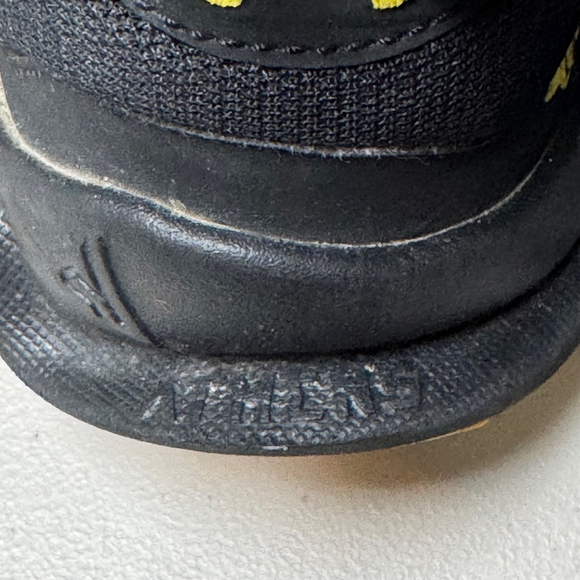 Nike Giannis Immortality 2 Electric Algae Youth Boys Sz 5Y US DQ1943-002 - Picture 5 of 11